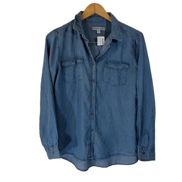 Alexander Jordan NWT Chambray Blue Button Up Shirt Size Medium Long Sleeve Top - Picture 1 of 5